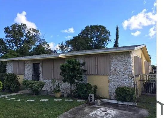 1140 NW 77th St