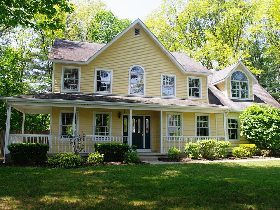 1st image of 9 Siena Dr