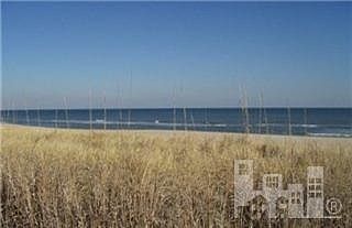 3rd image of 959 S Fort Fisher