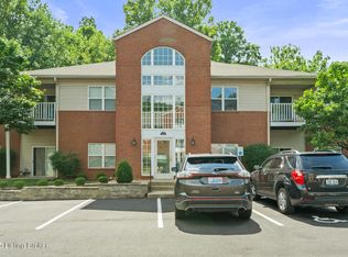 9100 Hawthorne Pointe Dr UNIT 102, Louisville, KY 40272