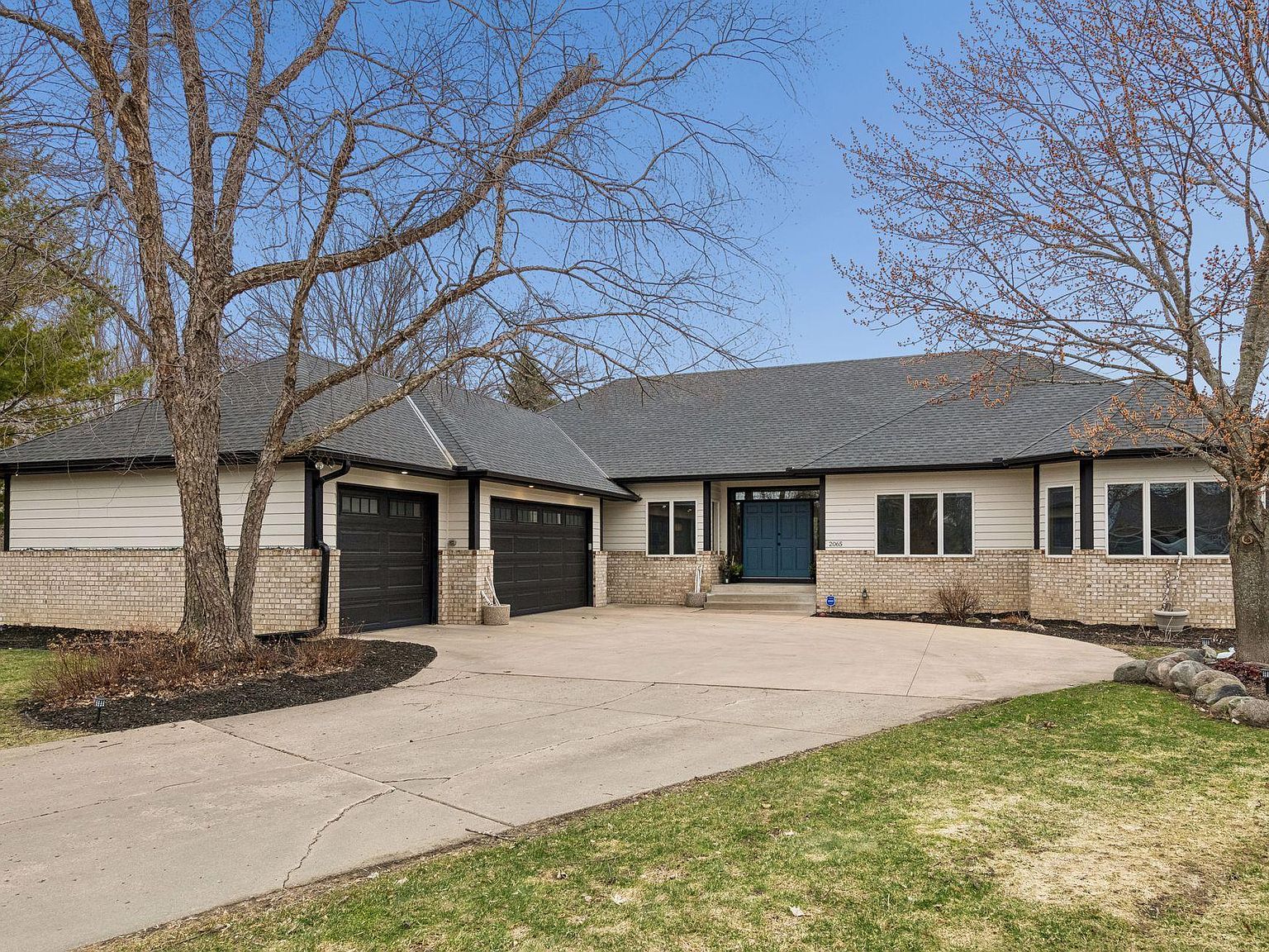 2065 Woodstone Ct