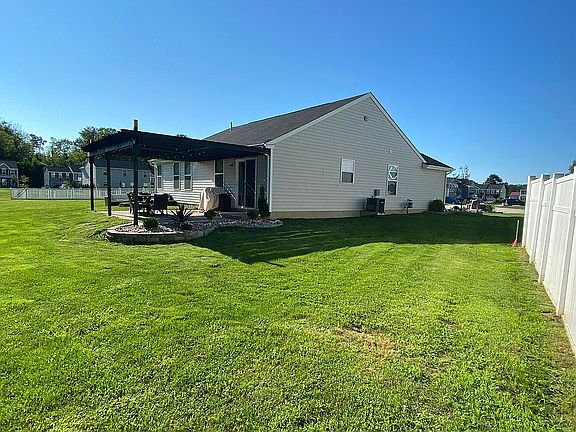 3rd image of 340 Emily Dr #37