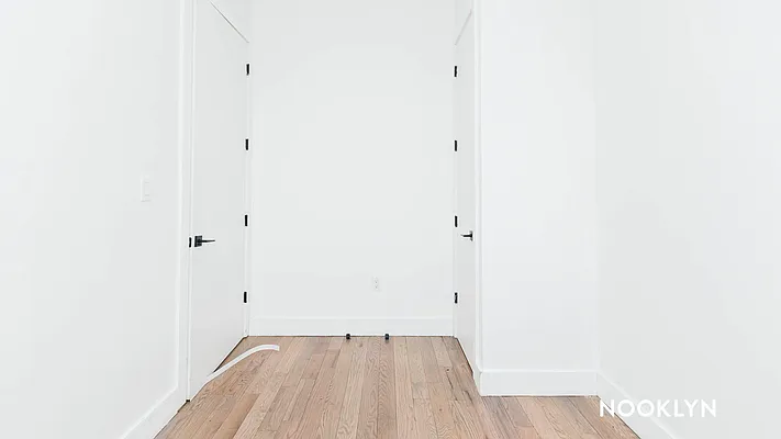 Rented by Nooklyn NYC LLC | media 24