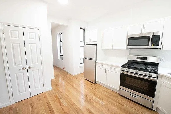 Rented by Park River | media 22