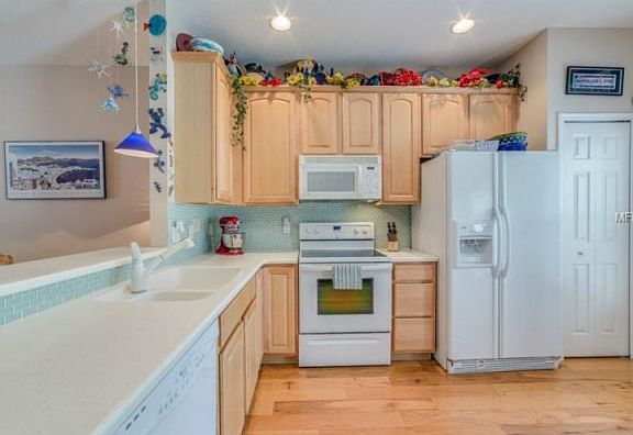 3rd image of 14444 Chinese Elm Dr