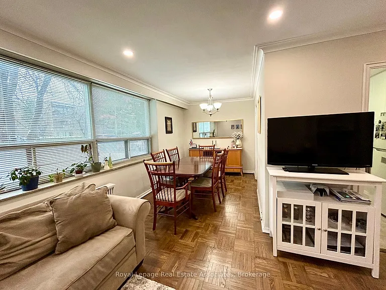 6 Meadowbrook Rd #1 — Photo 3