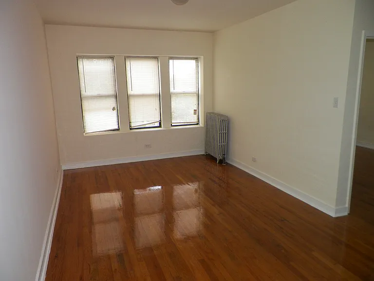 6701 S Union Ave — Photo 5