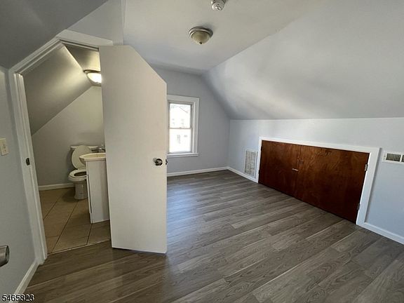 3rd image of 13 Garwood Pl