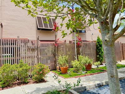 1143 NW 122nd Ter, Pembroke Pines, FL, 33026
