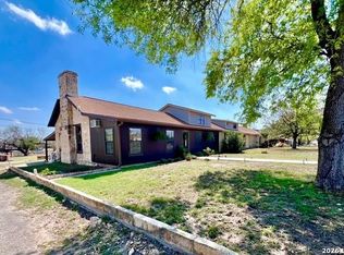 299 Fort Clark Rd, Brackettville, TX 78832