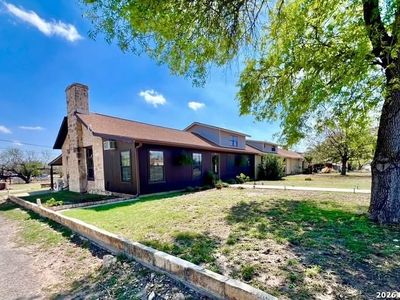 299 Fort Clark Rd, Brackettville, TX, 78832