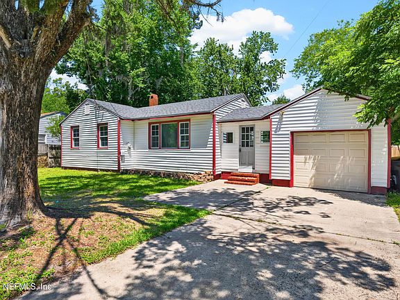 2nd image of 3519 BOUGAINVILLEA Street