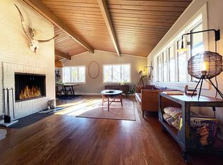 2221 Simpson St, Evanston, IL 60201