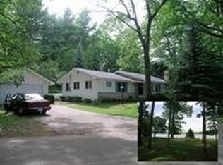 7545 S Lakeshore Dr, Pentwater, MI 49449