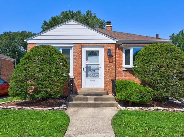 2840 Elm St, Franklin Park, IL 60131