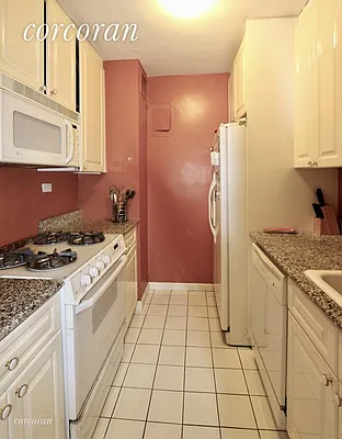 Rented by Corcoran | media 16