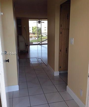 2nd image of 415 SE 11th Ter APT 307