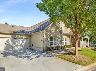 203 Glens Loop, Woodstock, GA 30188