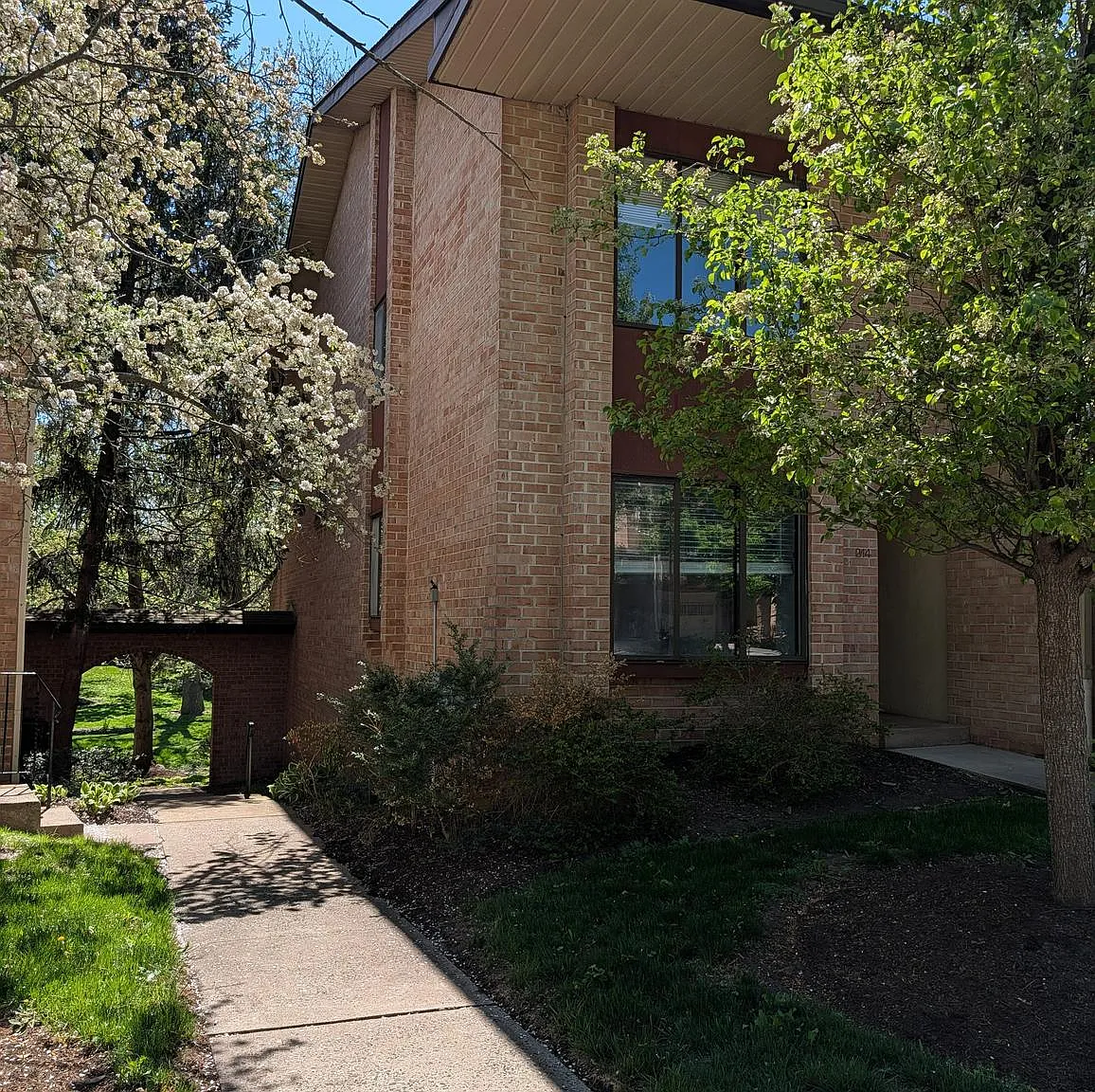 Stonybrook Condo — Photo 2