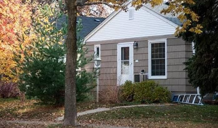 1st image of 4551 46th Ave S