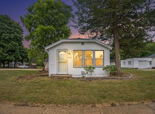 368 W Barton St, Newaygo, MI 49337