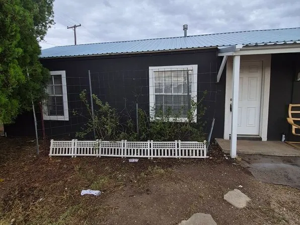 102 N 11th St, Canyon, TX