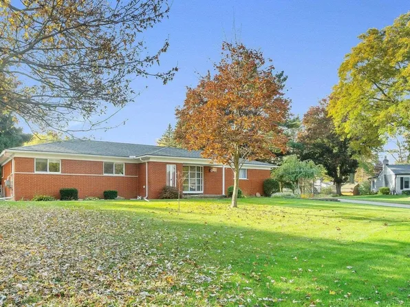 5066 Estella Ln, Shelby Township, MI 48316