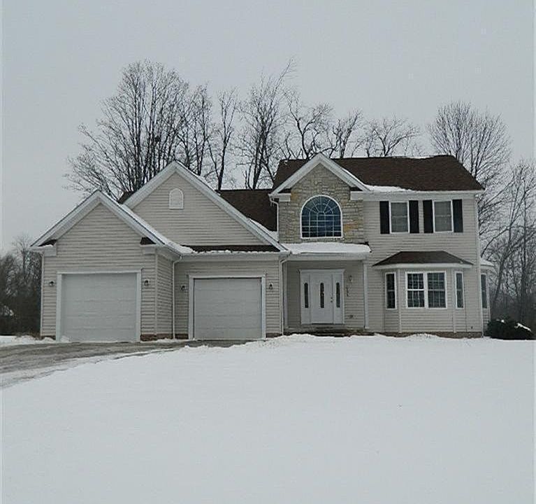 1st image of 2195 Moorland Dr