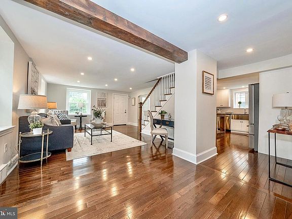 2nd image of 2842 Haverford Rd