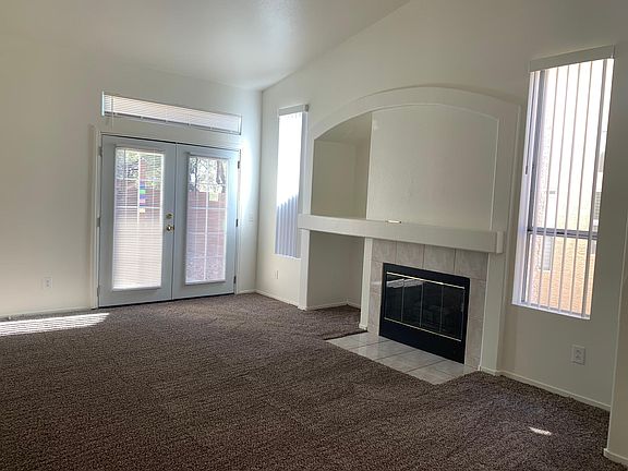 3rd image of 9752 Double Rock Dr