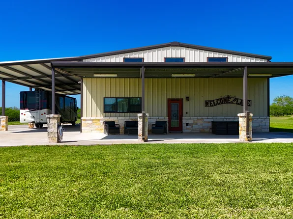 100 Breesport Dr, Sandia, TX 78383