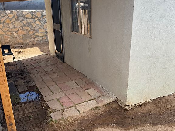 4th image of 3300 Tularosa Ave