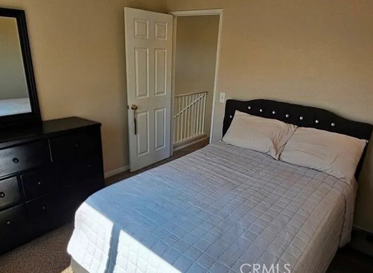 1650 Ravenswood Rd — Photo 13