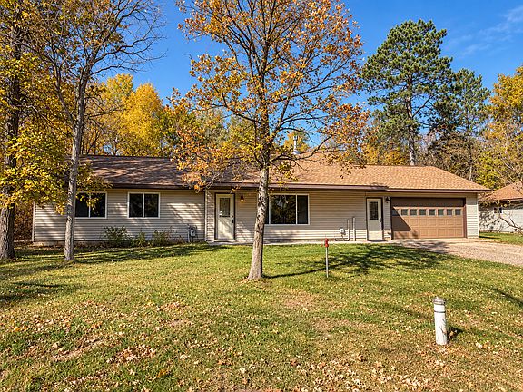 3rd image of 3176 Ellis Rd