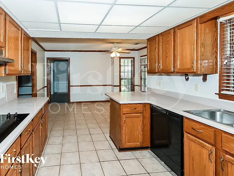 3004 Cane Creek Dr — Photo 8
