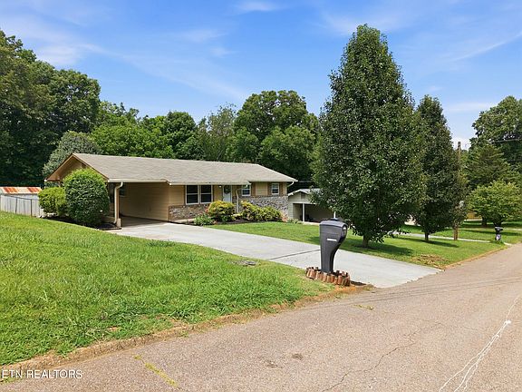 4th image of 4933 Fleetwood Dr