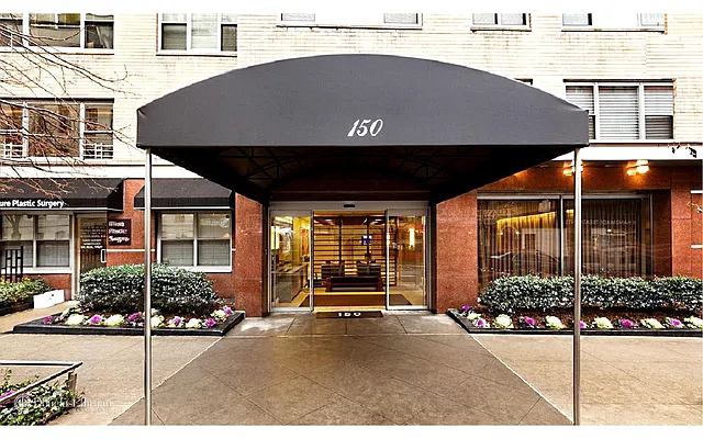 Sold by Douglas Elliman | media 24