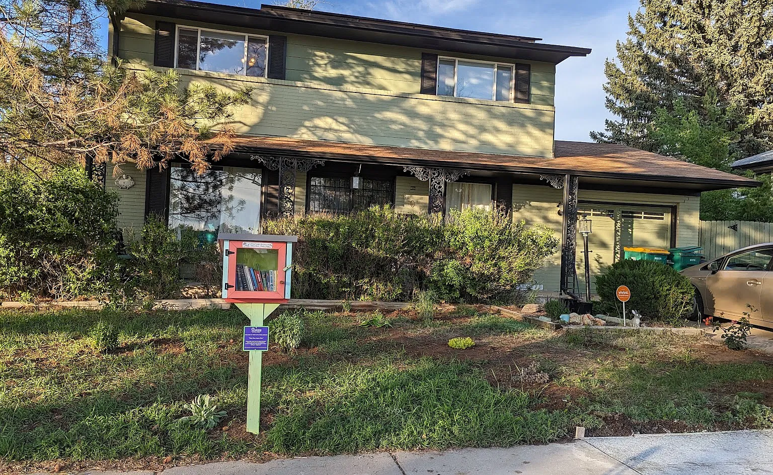 3 bed, 2300 sqft, $2,600 — Photo 1