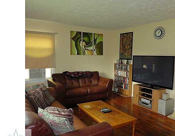 5th image of 5323 Glenwood Ave