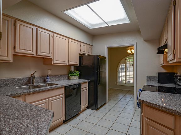 4th image of 5128 N Pueblo Villas Dr