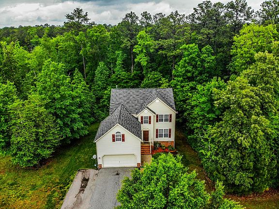 2nd image of 129 Scotch Pine Dr