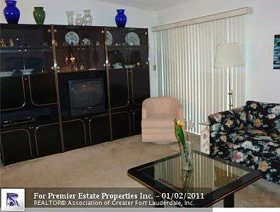 5th image of 9704 S Belfort Cir #212