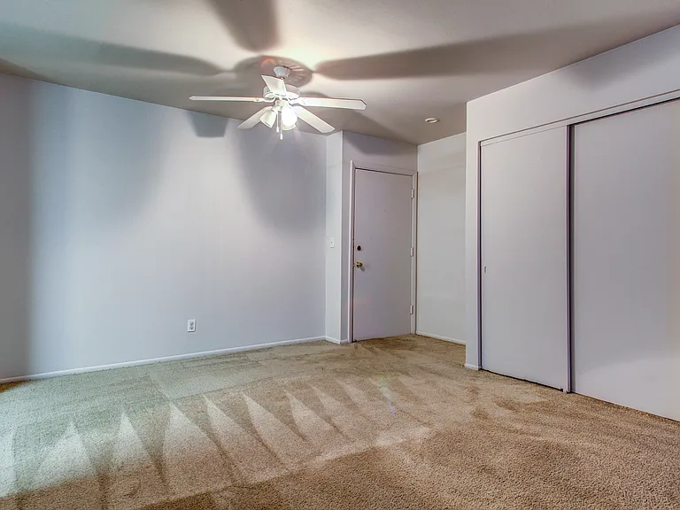 Cedar Creek Apartments — Photo 28