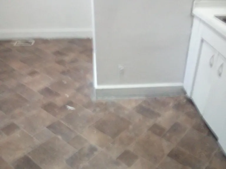1602 Howard Ave #1 — Photo 5