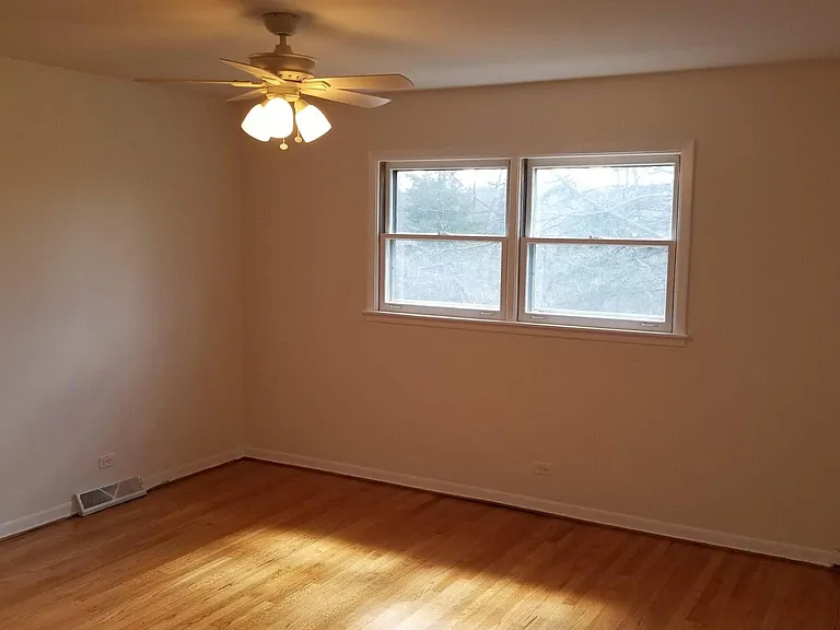 29W730 North Ave — Photo 29