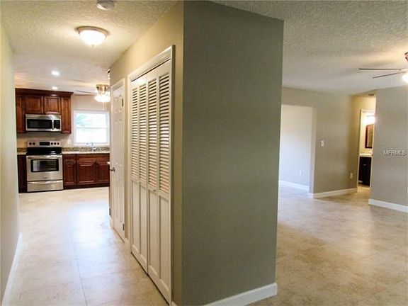 5th image of 6804 Marlyn Dr
