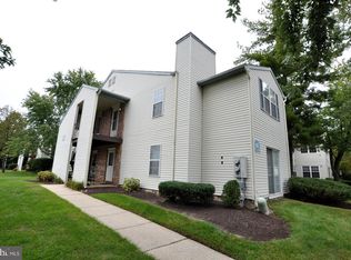 76 Center Ln, Mount Laurel, NJ 08054