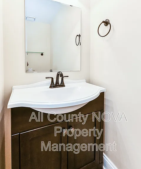 6006 Kelsey Ct — Photo 31