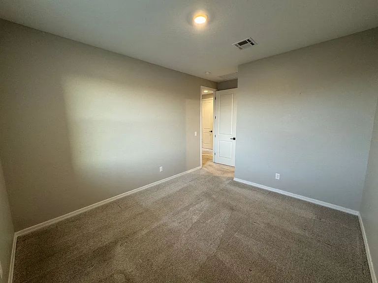 9353 E Saturn Ave — Photo 19