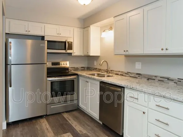 2602 NE Lombard St, Portland, OR 97211